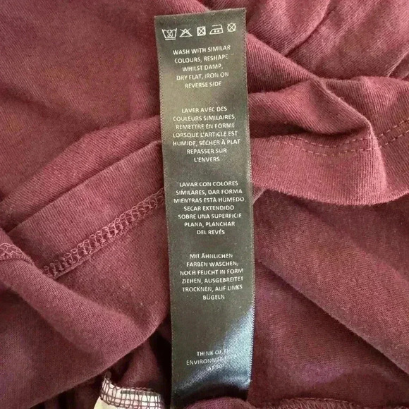 Women's ASOS Short Sleeve Maroon T Shirt Casual Lightweight - Picture 4 of 6